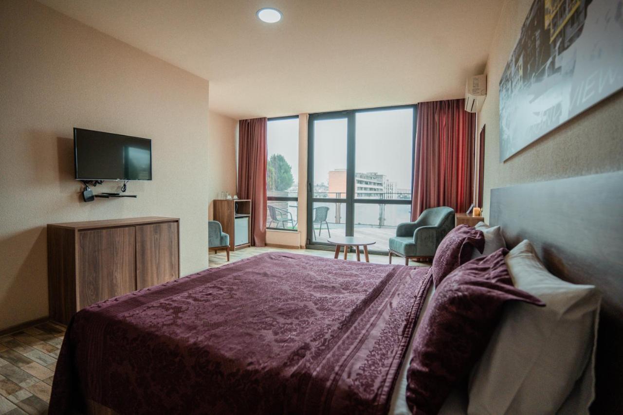 Hotel Grand View In Tbilisi ภายนอก รูปภาพ